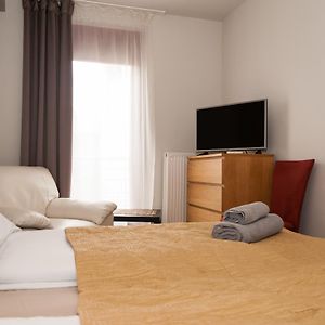 Studio met een King Size Bed
